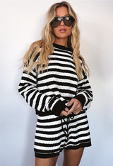 Beach Sweater Black & White Stripe