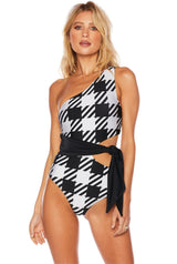 CARLIE ONE PIECE HOUNDSTOOTH
