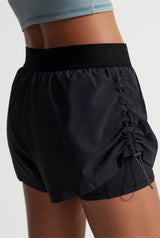 Leo Short Black