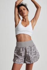 Derby Shorts Alabaster Python