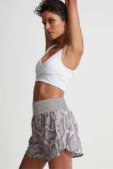 Derby Shorts Alabaster Python