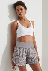 Derby Shorts Alabaster Python