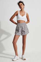Derby Shorts Alabaster Python