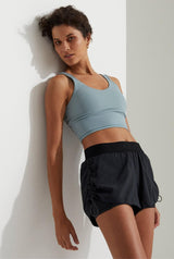Leo Short Black