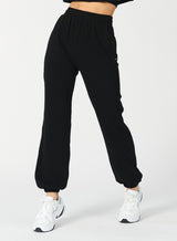 SUNDAY SWEAT BLACK